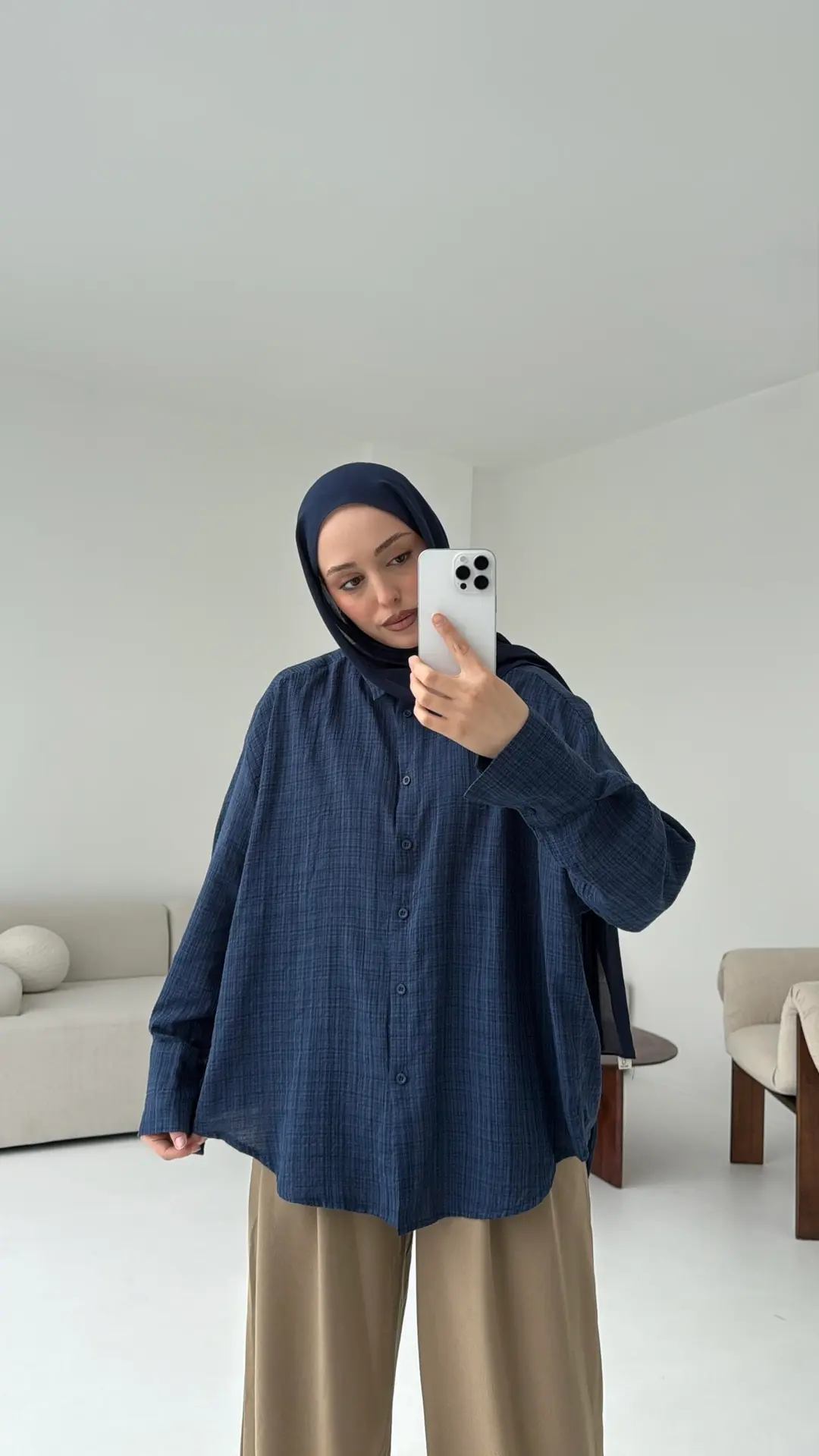 Kare Dokulu Lacivert Oversize Gömlek