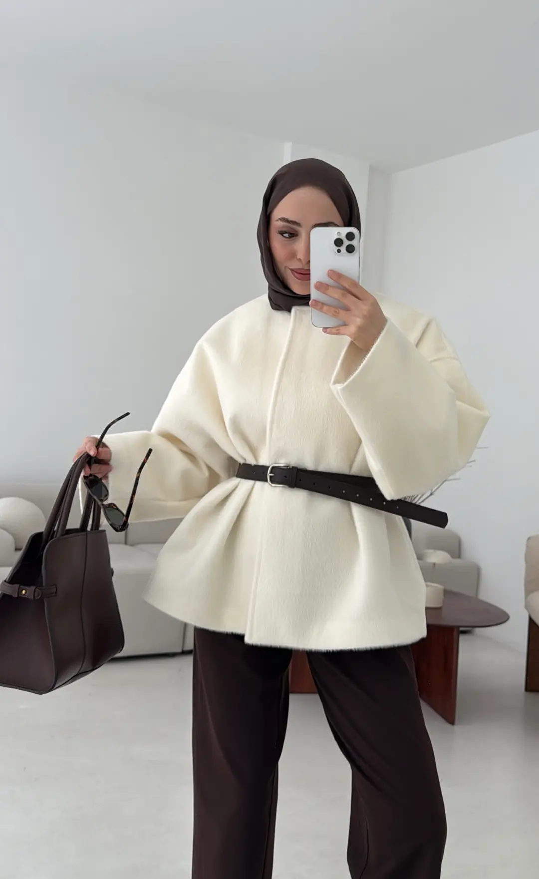 Kemerli Gizli Düğmeli Kaşe Kaban