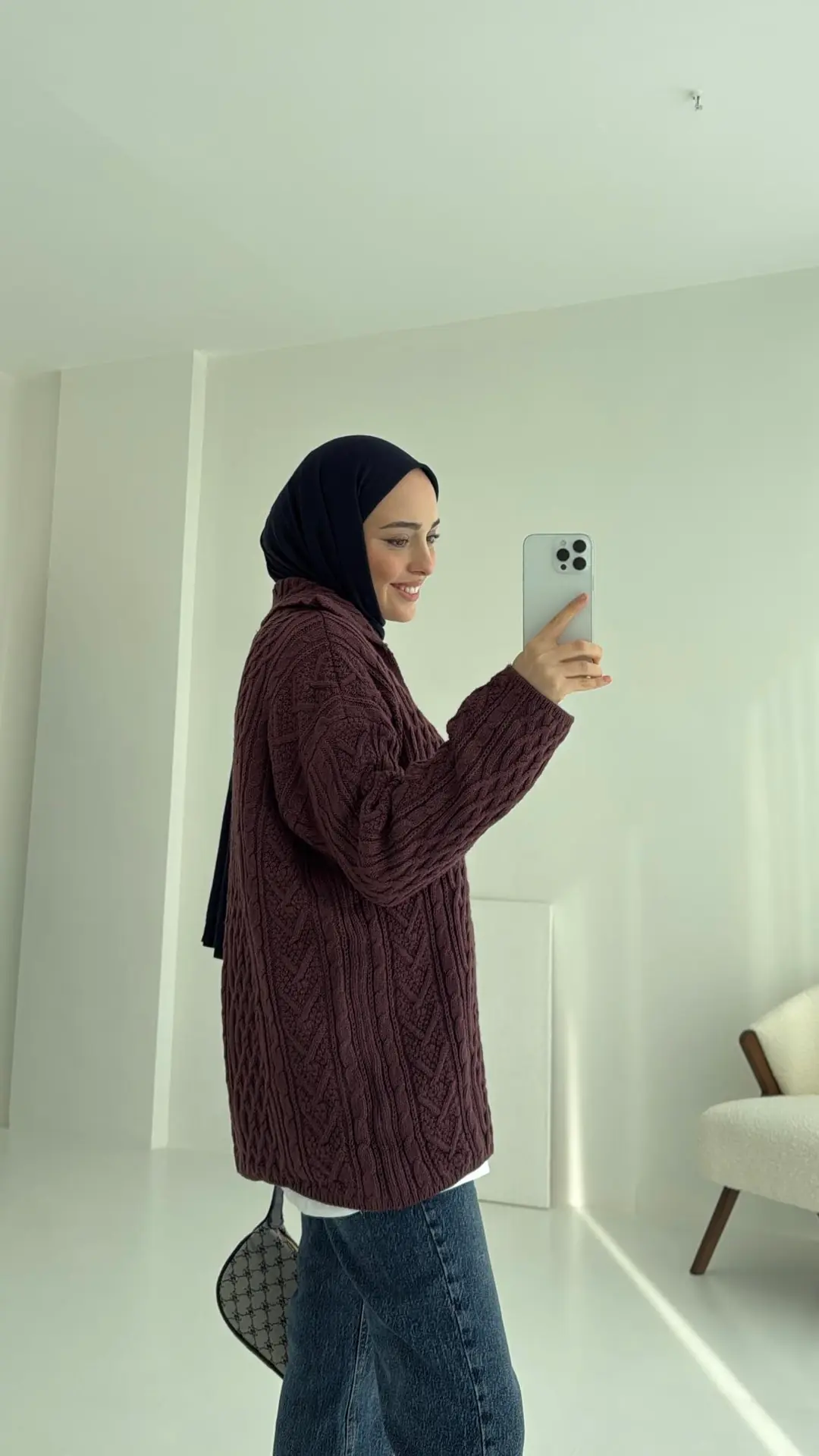 Kendinden V Yaka Saç Örgü Kazak Mürdüm - Görsel 3