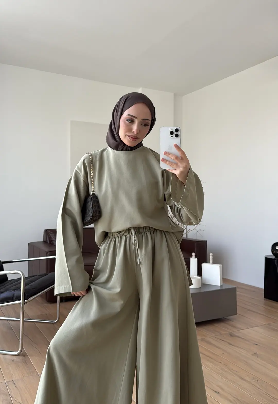 Keten Bol Paça Buluz Takım Çağla Yeşili - Görsel 2