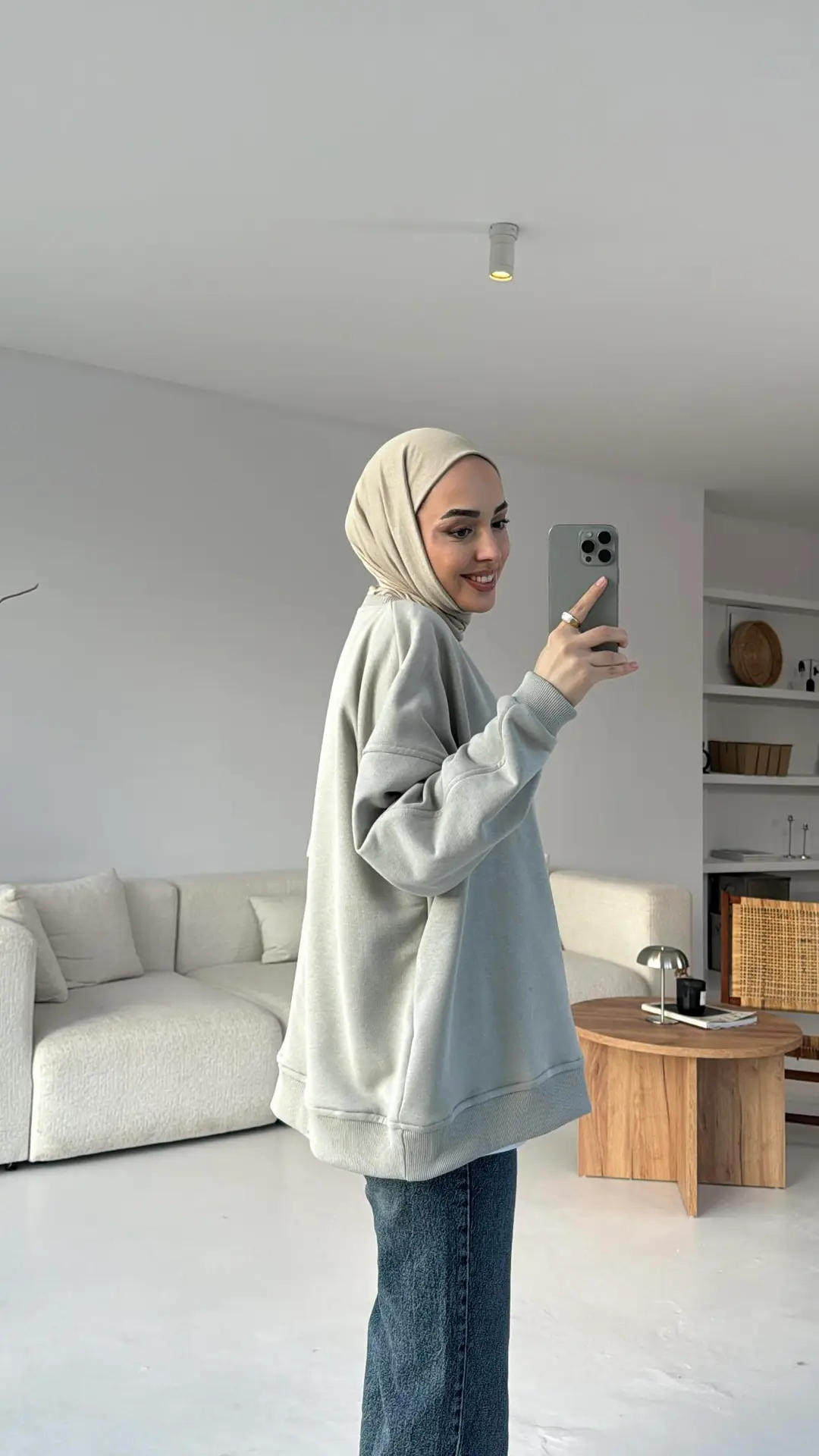 Kolları Dikiş Detaylı Oversize Sweatshirt Gri - Görsel 3