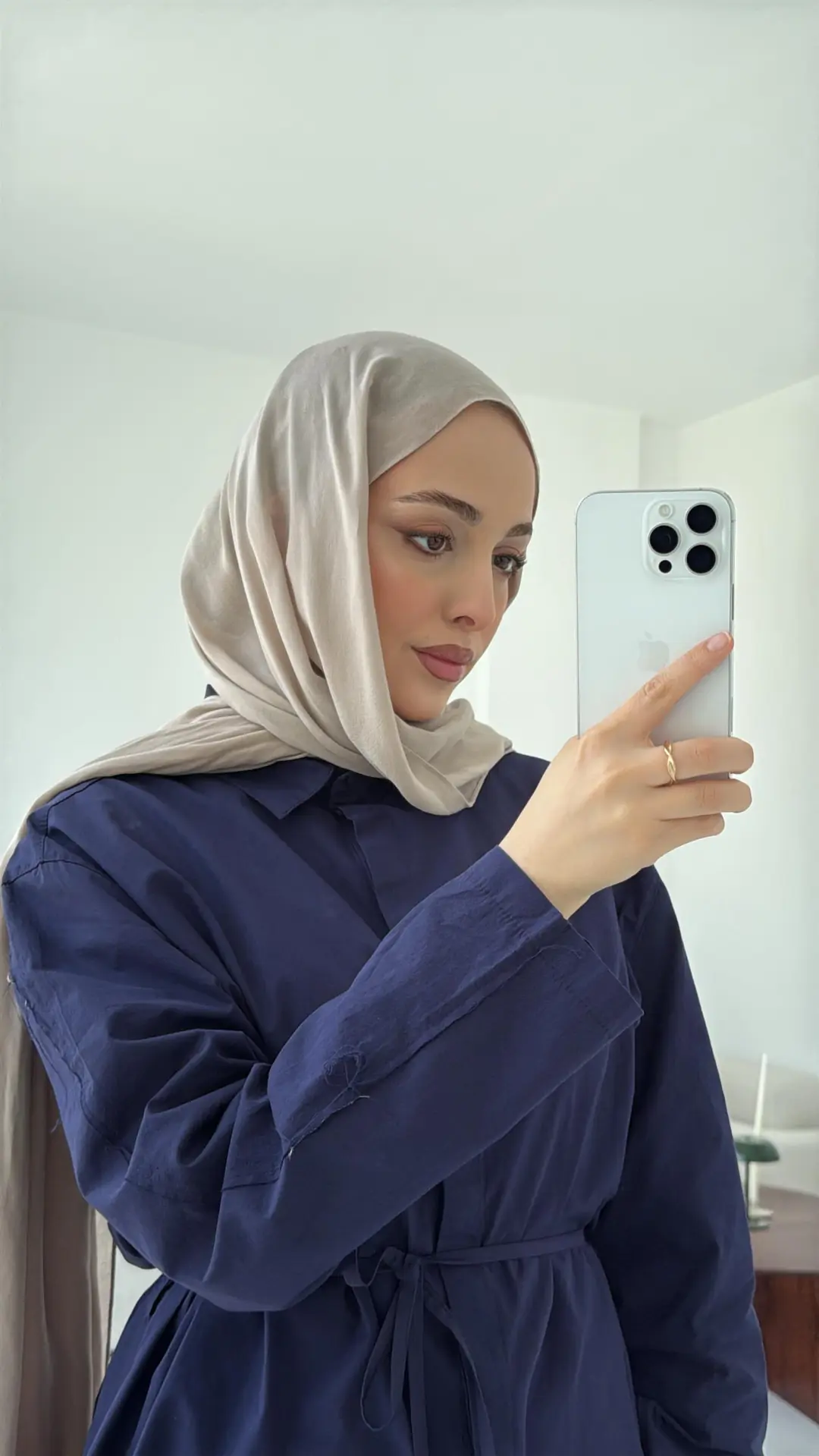 Kolları Pis Dikiş Kemerli Gömlek Lacivert - Görsel 4