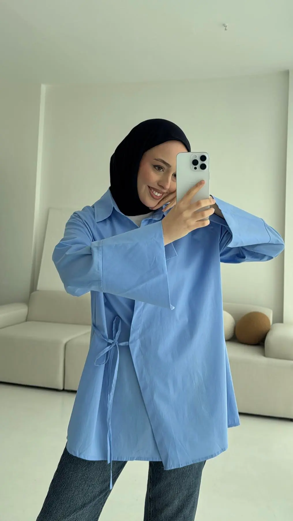 Kolları Yırtmaç Detay Yandan Bağlamalı Gömlek Mavi