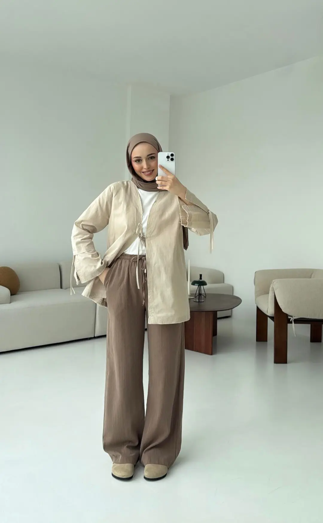 Kolu Yırtmaç Detay Kimono Bej