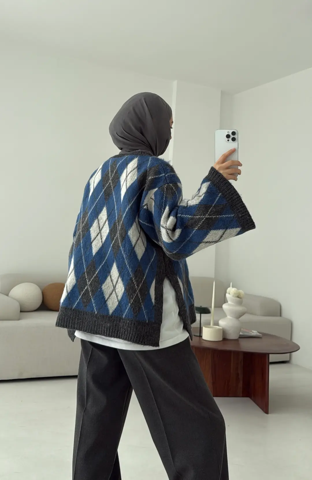 Kolu Yırtmaç Detay Tasarım Kazak Mavi - Görsel 3