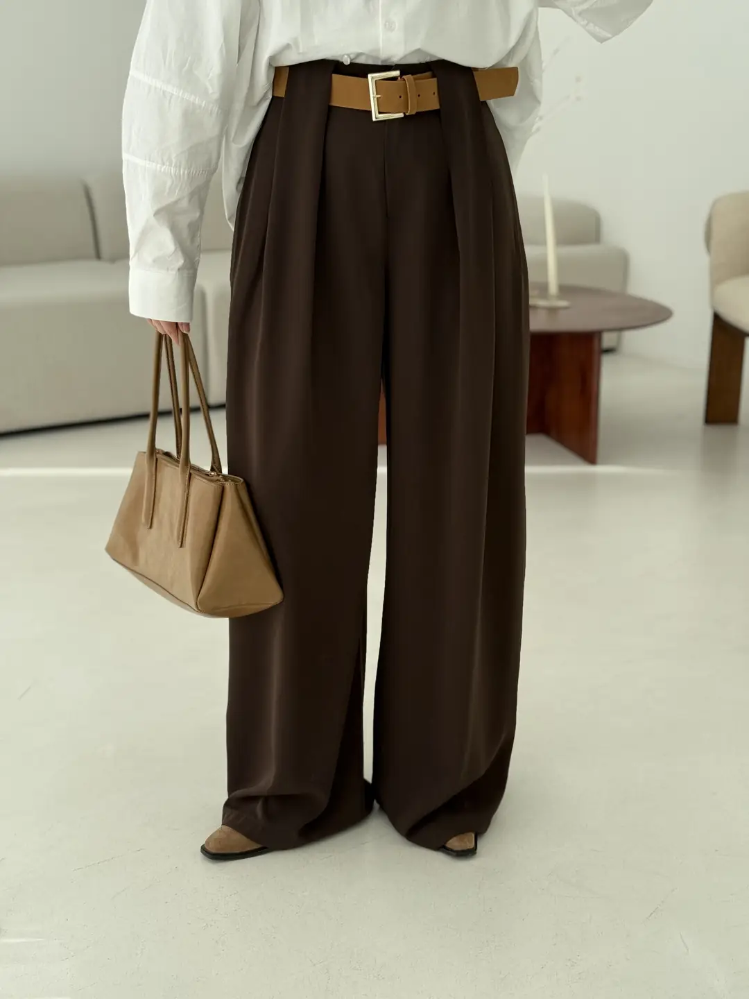 Köprü Detay Kemerli Pantolon Kahve - Görsel 2