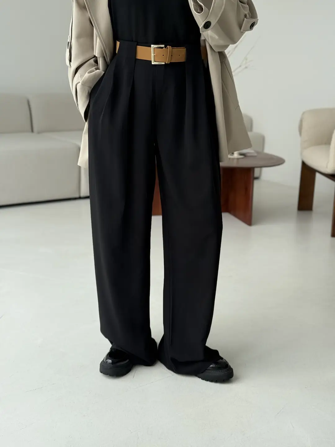 Köprü Detay Kemerli Pantolon Siyah - Görsel 2