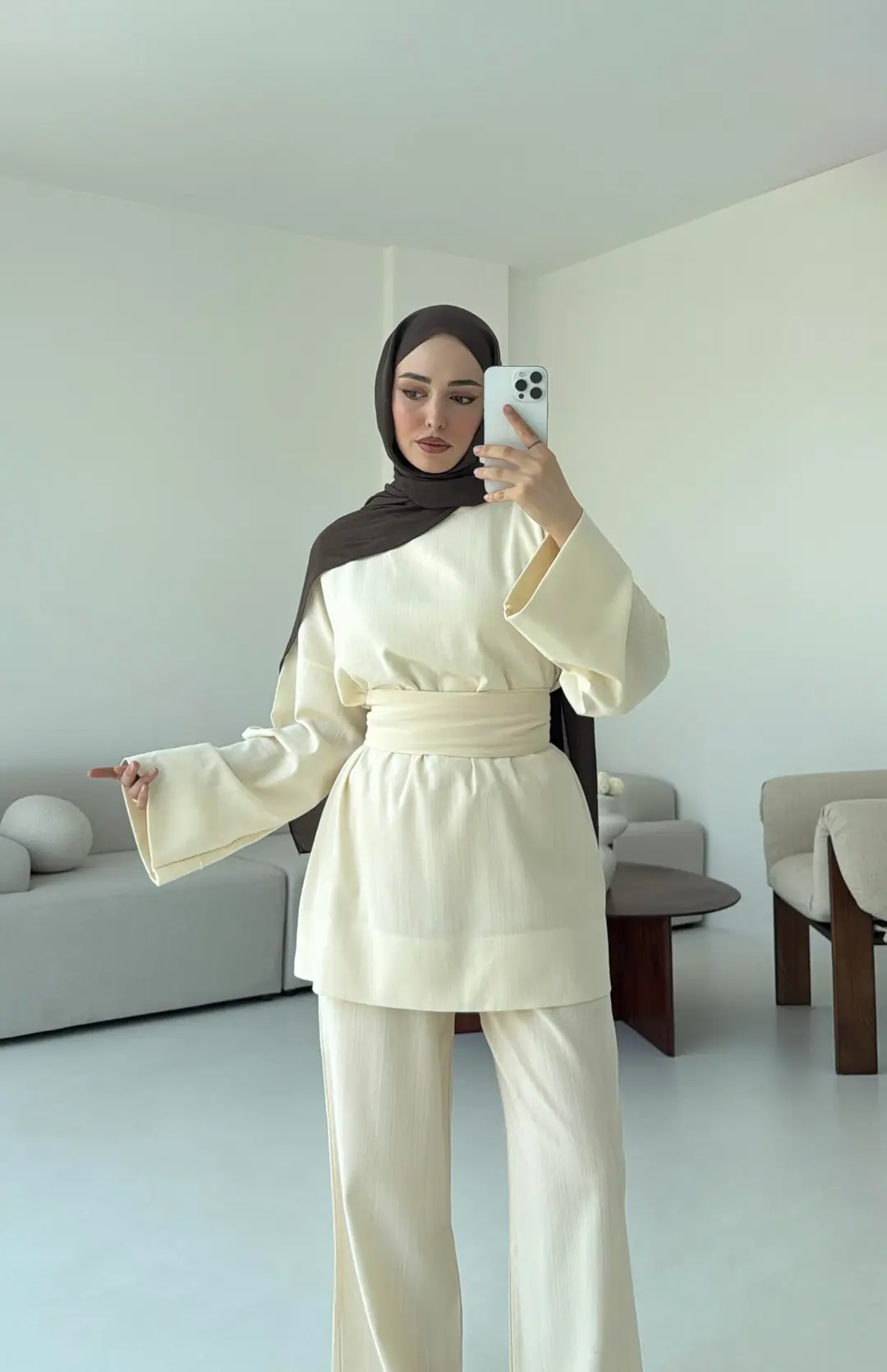 Krem Kuşaklı Bluz Takım - Görsel 3