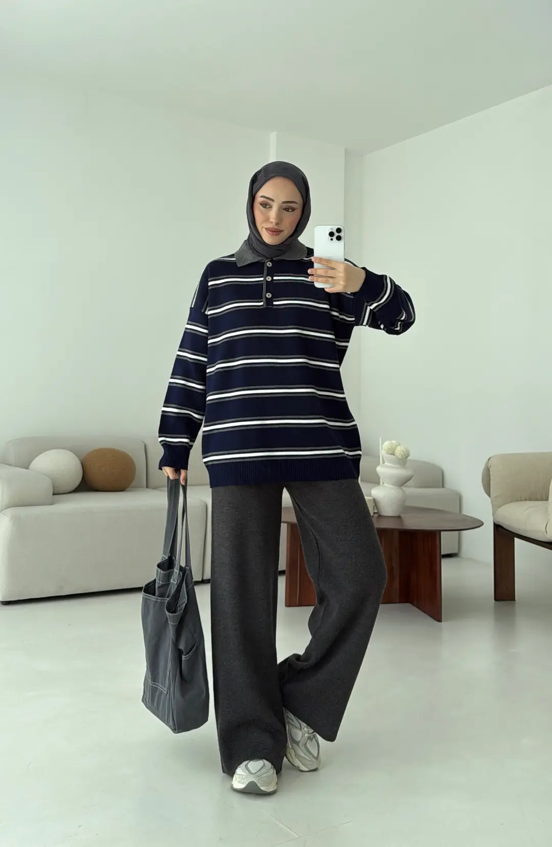Lacivert Çizgili Polo Yaka Triko Kazak - Görsel 7