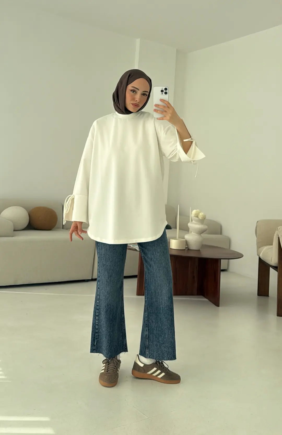 Manşeti Yırtmaçlı Sweat Ekru - Görsel 9