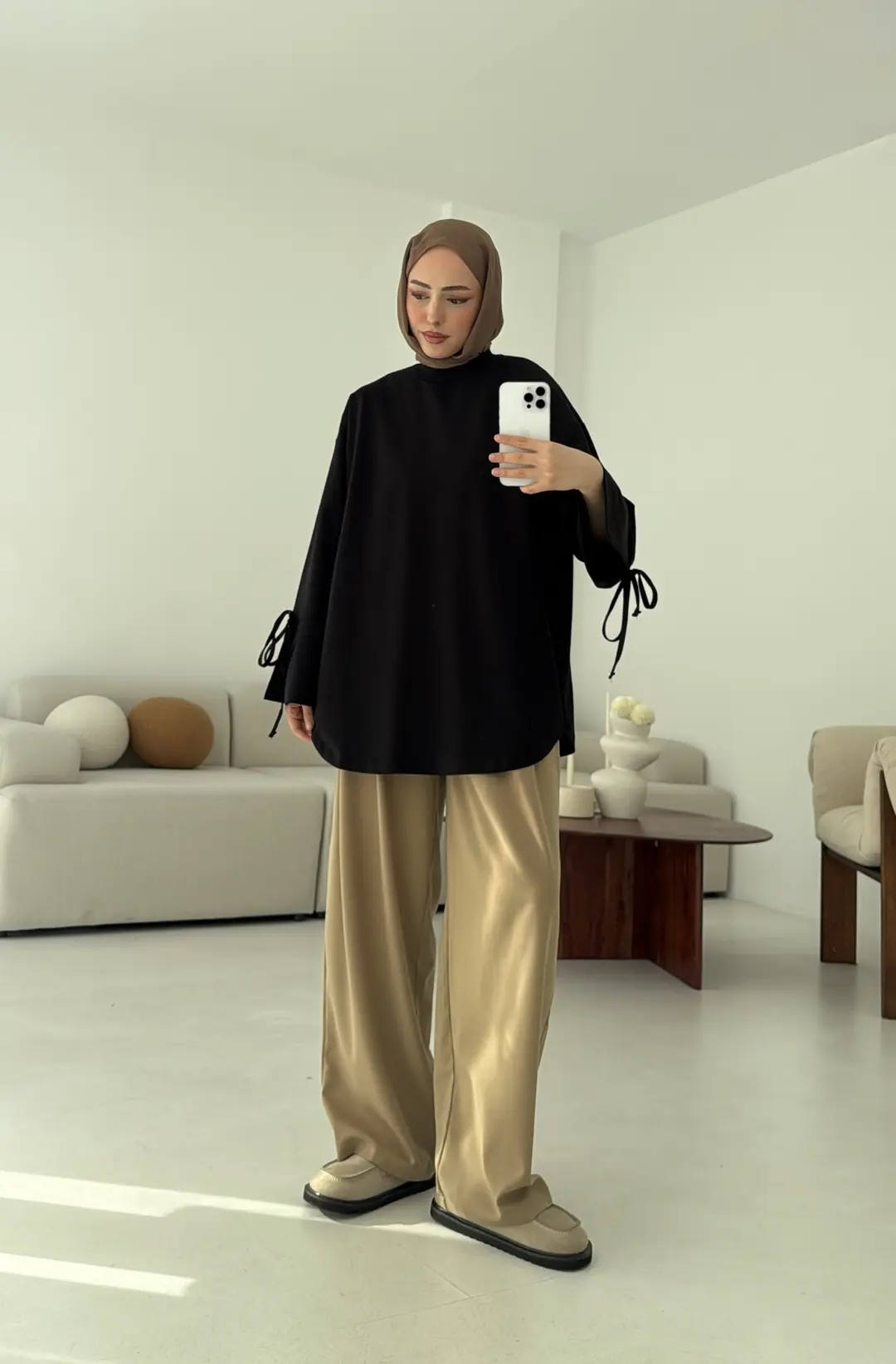 Manşeti Yırtmaçlı Sweat Siyah - Görsel 2