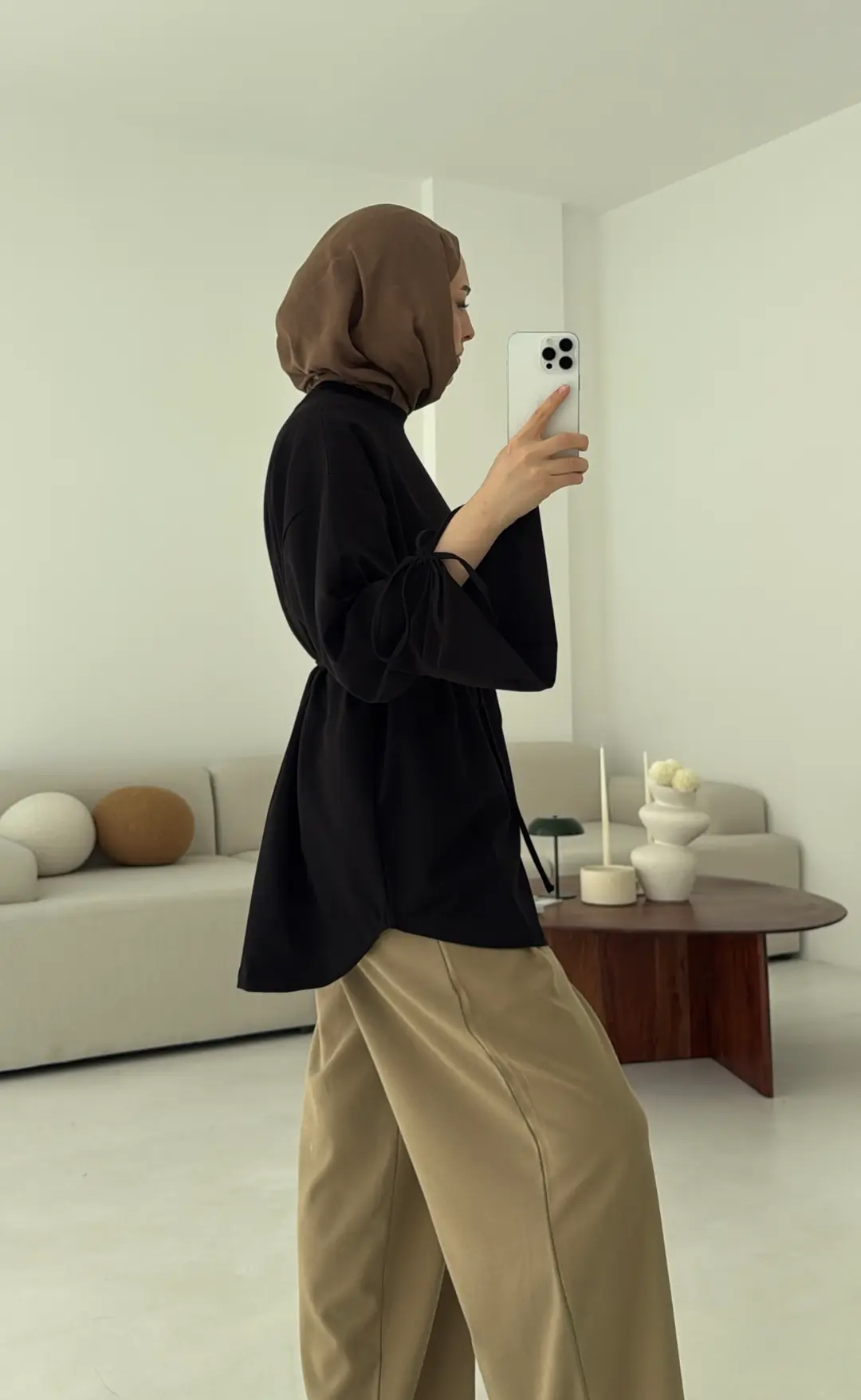 Manşeti Yırtmaçlı Sweat Siyah - Görsel 3