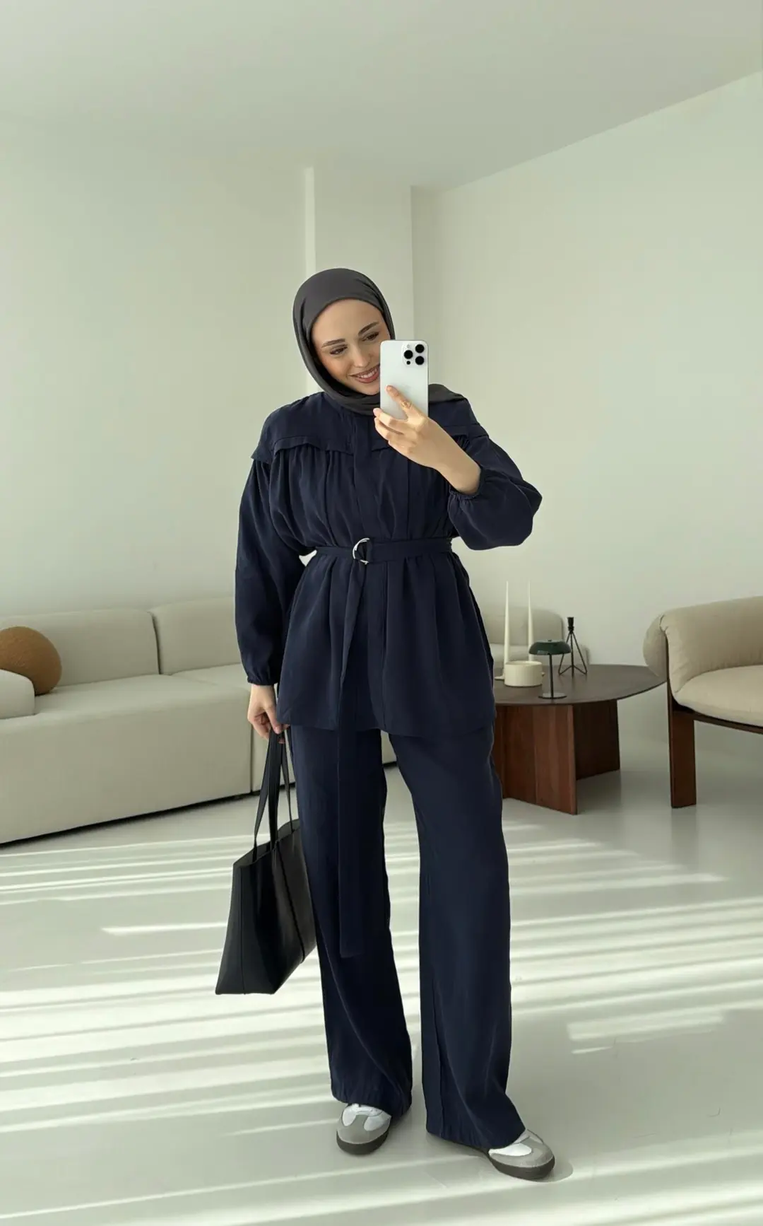 Metal Tokalı Kemerli Takım Lacivert