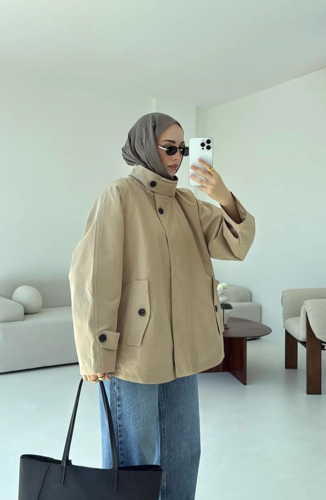 Minimal Yakalı Trençkot Bej