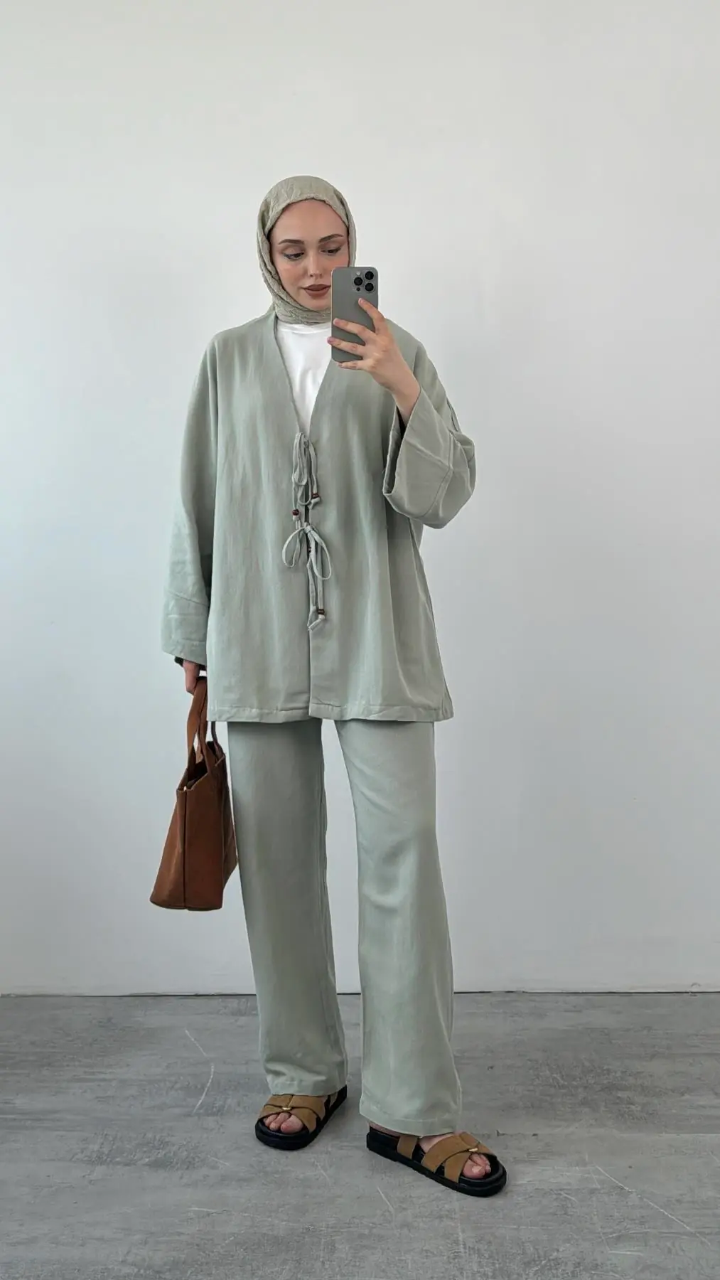 Mint Önü Bağlamalı Keten Takım