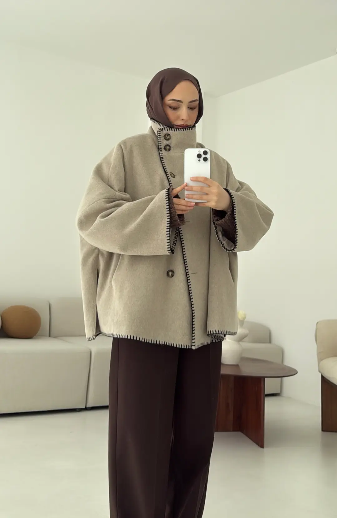 Nakış Detay Premium Kaban Vizon - Görsel 4