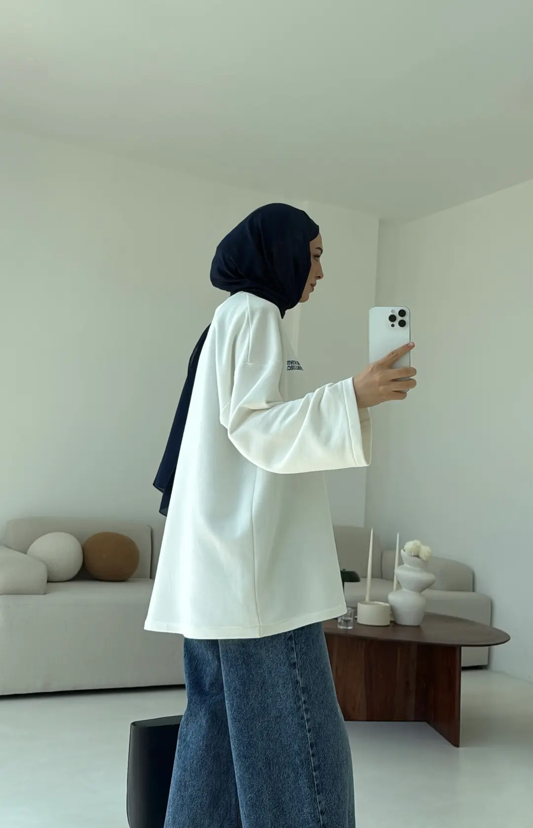 Nakışlı Oversize Sweatshirt Beyaz - Görsel 4