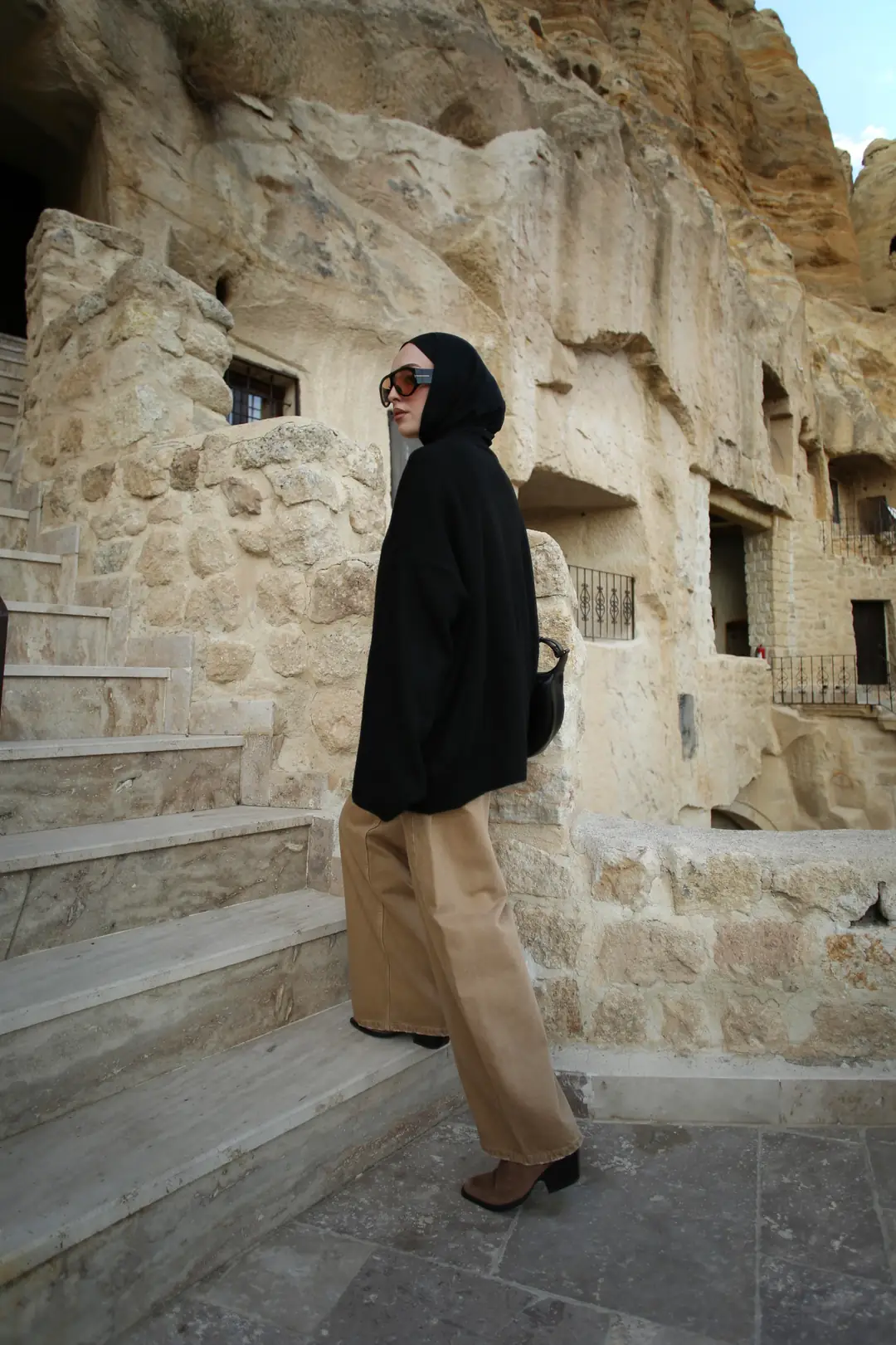 Oversize Yünlü Kazak Siyah - Görsel 5