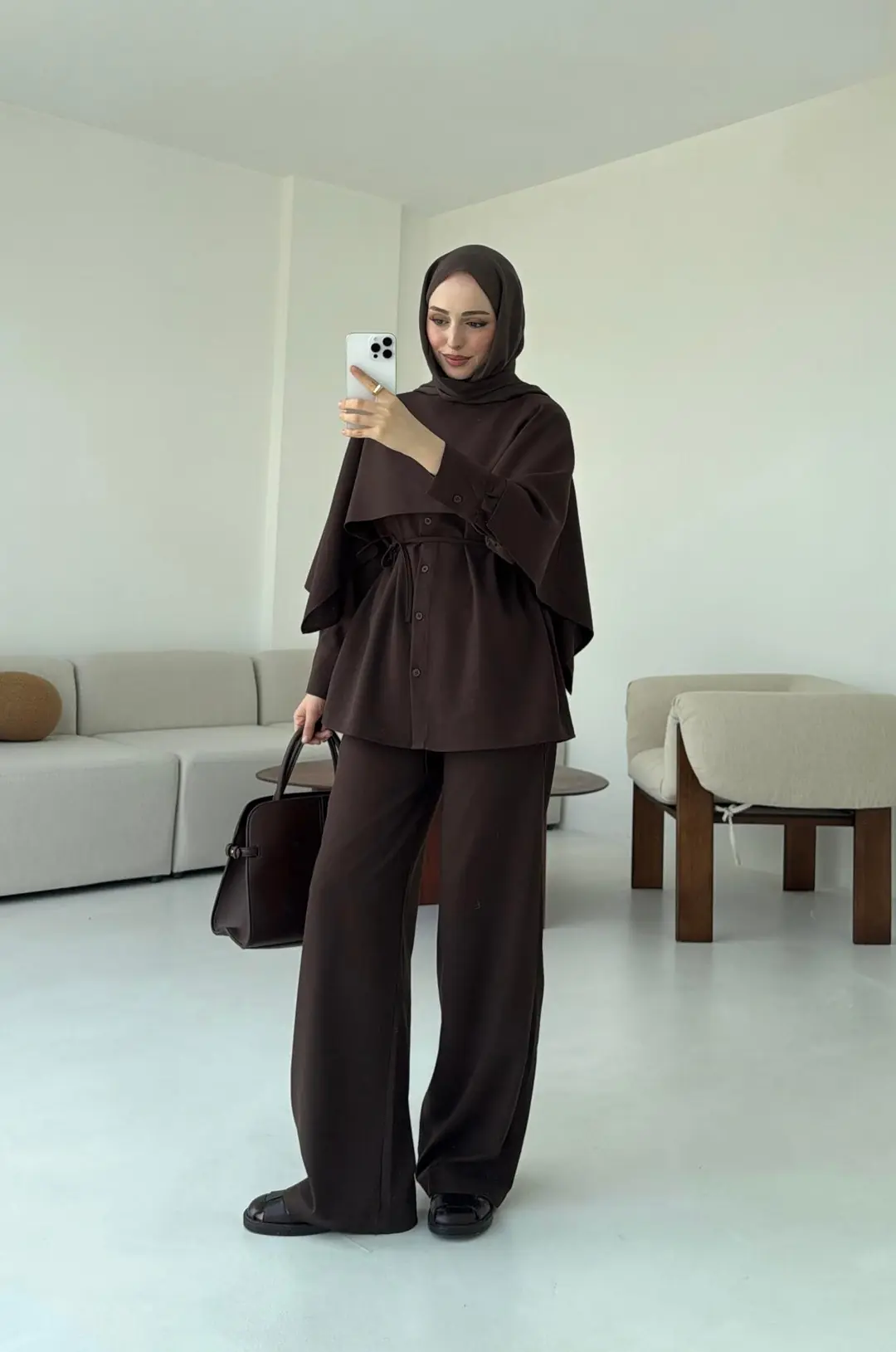 Pelerin Detay Gömlekli Takım Kahve - Görsel 2