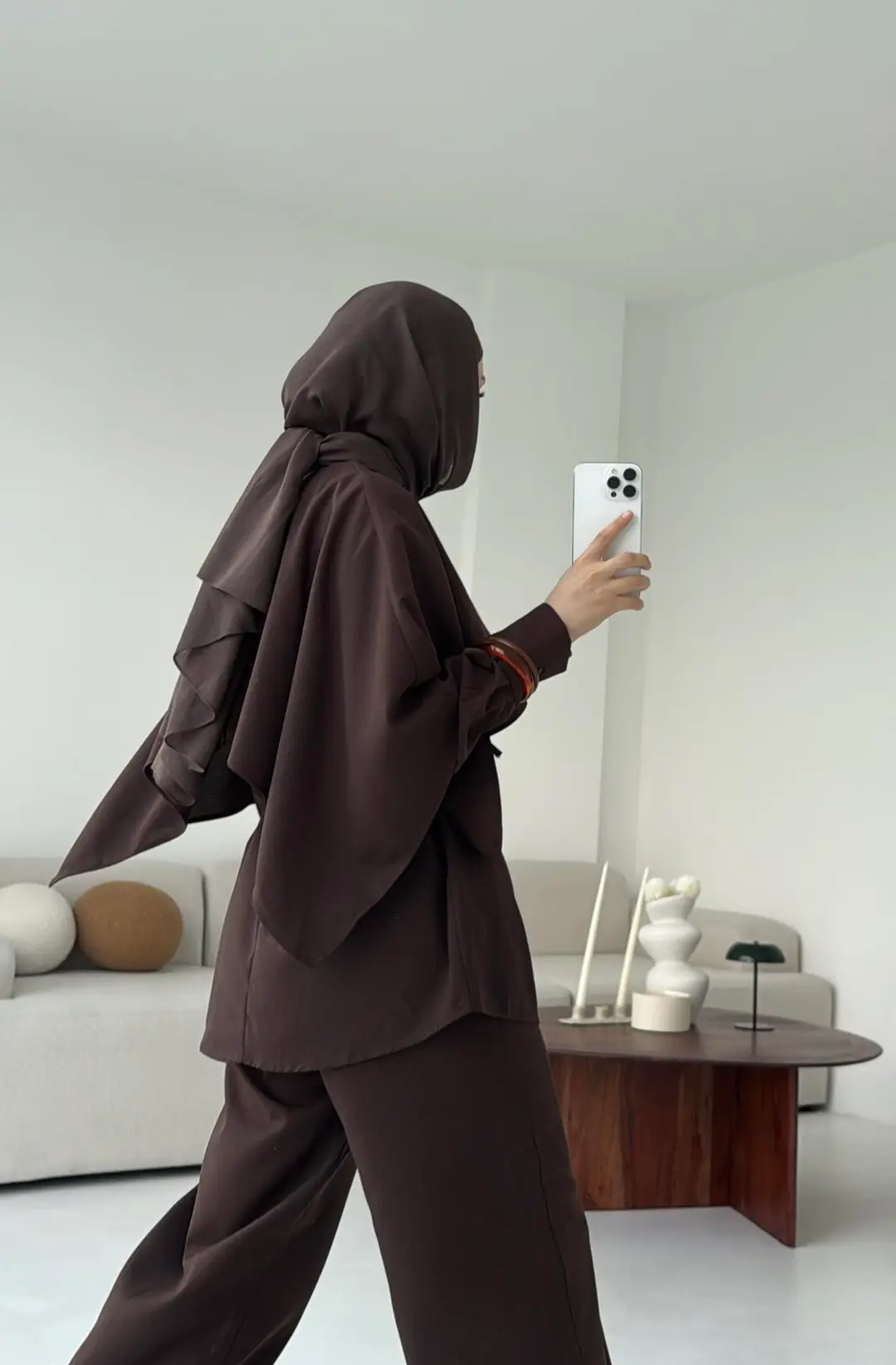 Pelerin Detay Gömlekli Takım Kahve - Görsel 5