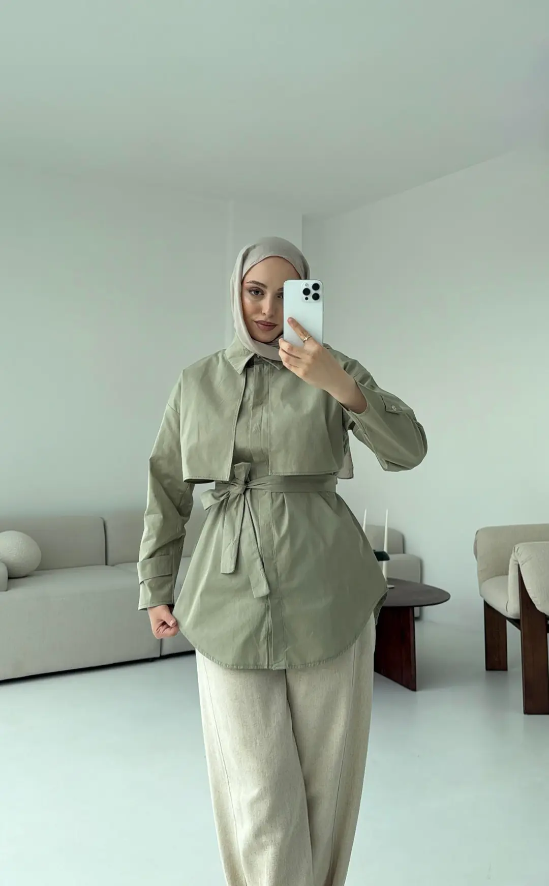 Pelerinli Haki Gömlek - Görsel 3