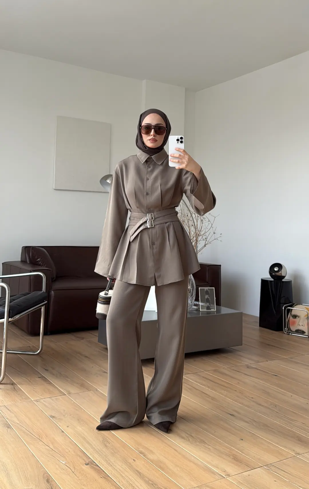 Pile Detay Kemerli Takım Haki - Görsel 4