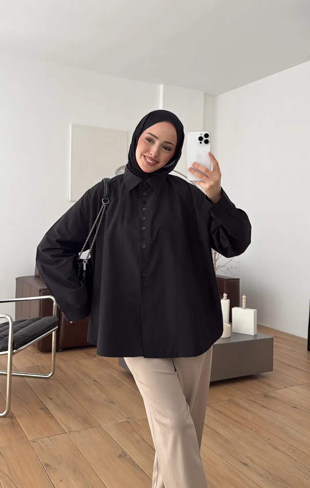 Poplin Sık Düğmeli Gömlek Siyah - Görsel 3