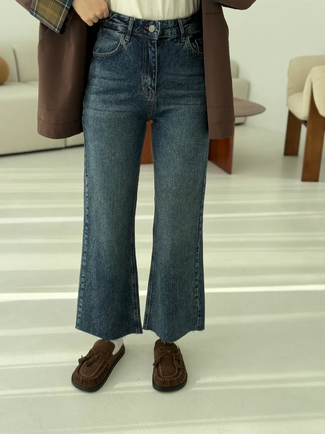 Premium Paçası Kesik Hafif İspanyol Jean 277 - Görsel 2