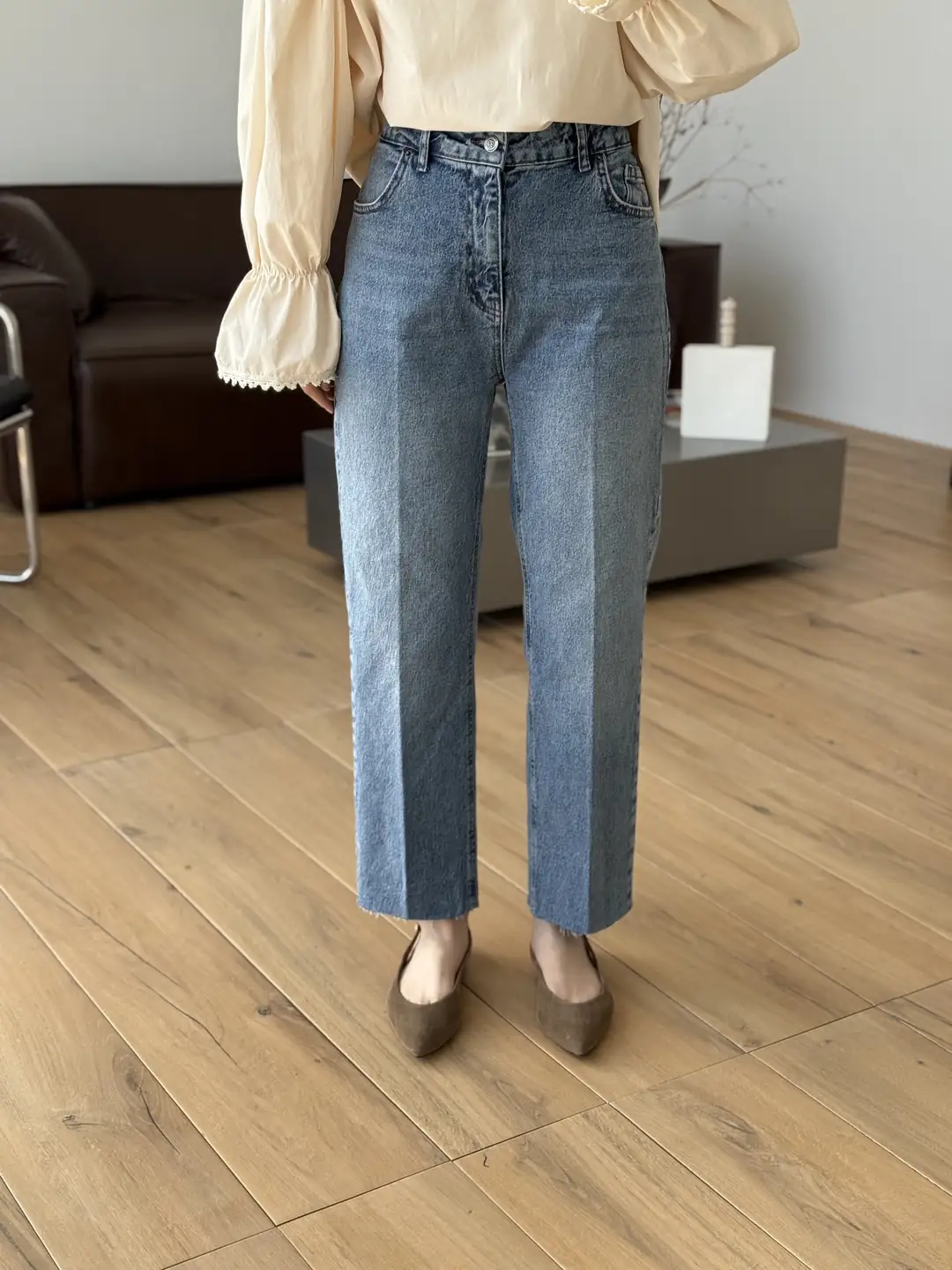 Premium Paçası Kesik Hafif İspanyol Jean R215