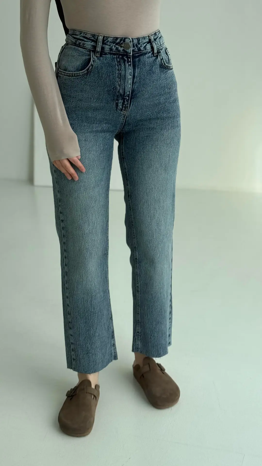 Premium Paçası Kesik Jean 276