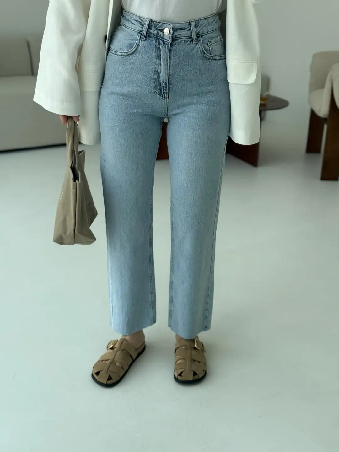 Premium Paçası Kesik Jean Buz 061