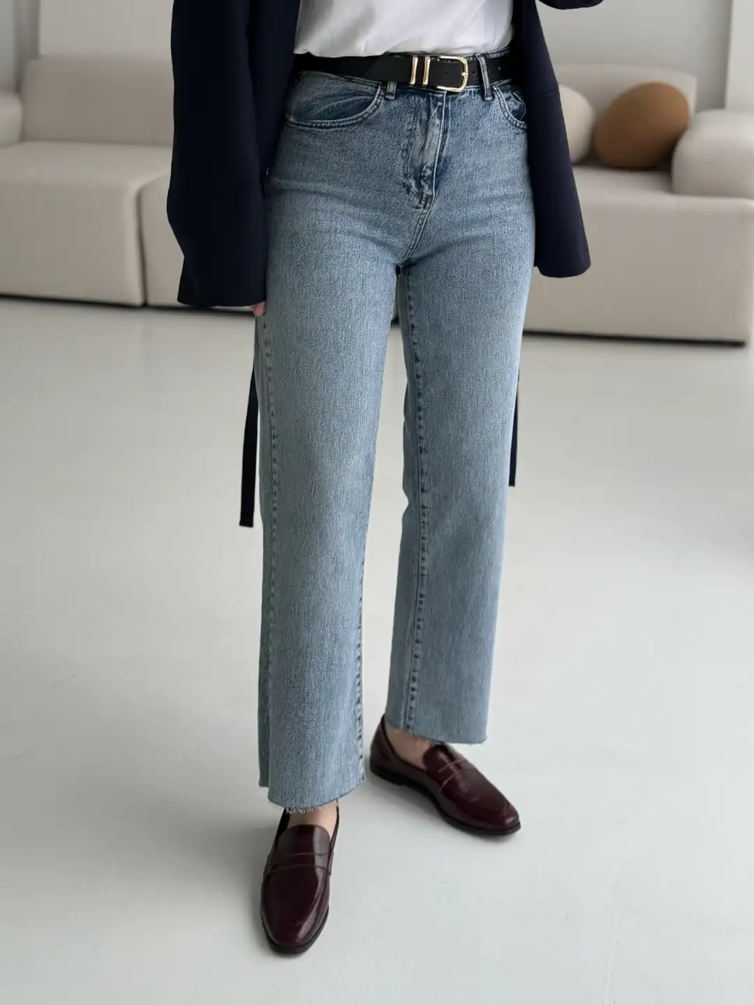 Premium Paçası Kesik Jean Siyah Kemerli 045 - Görsel 4