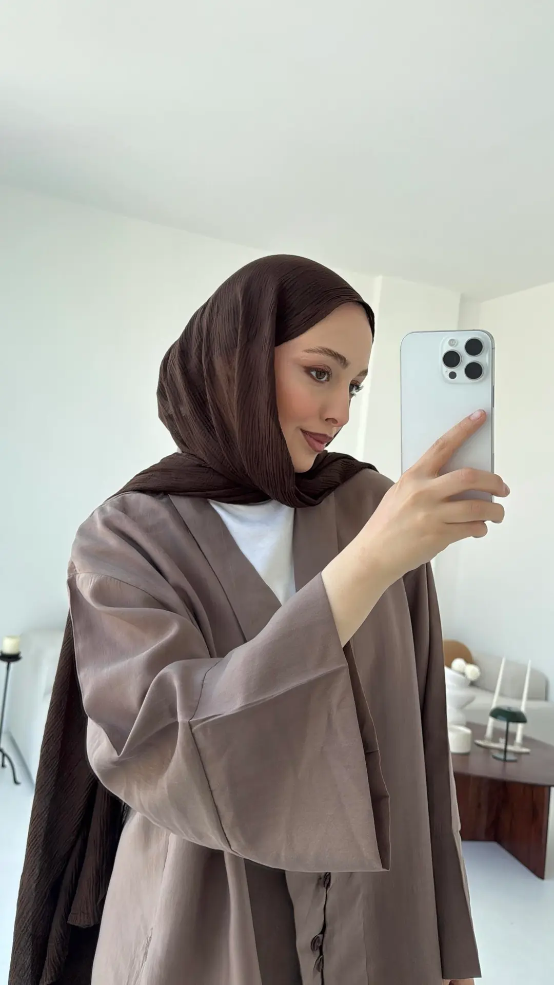 Şal Yaka Düğmeli Takım Vizon - Görsel 4