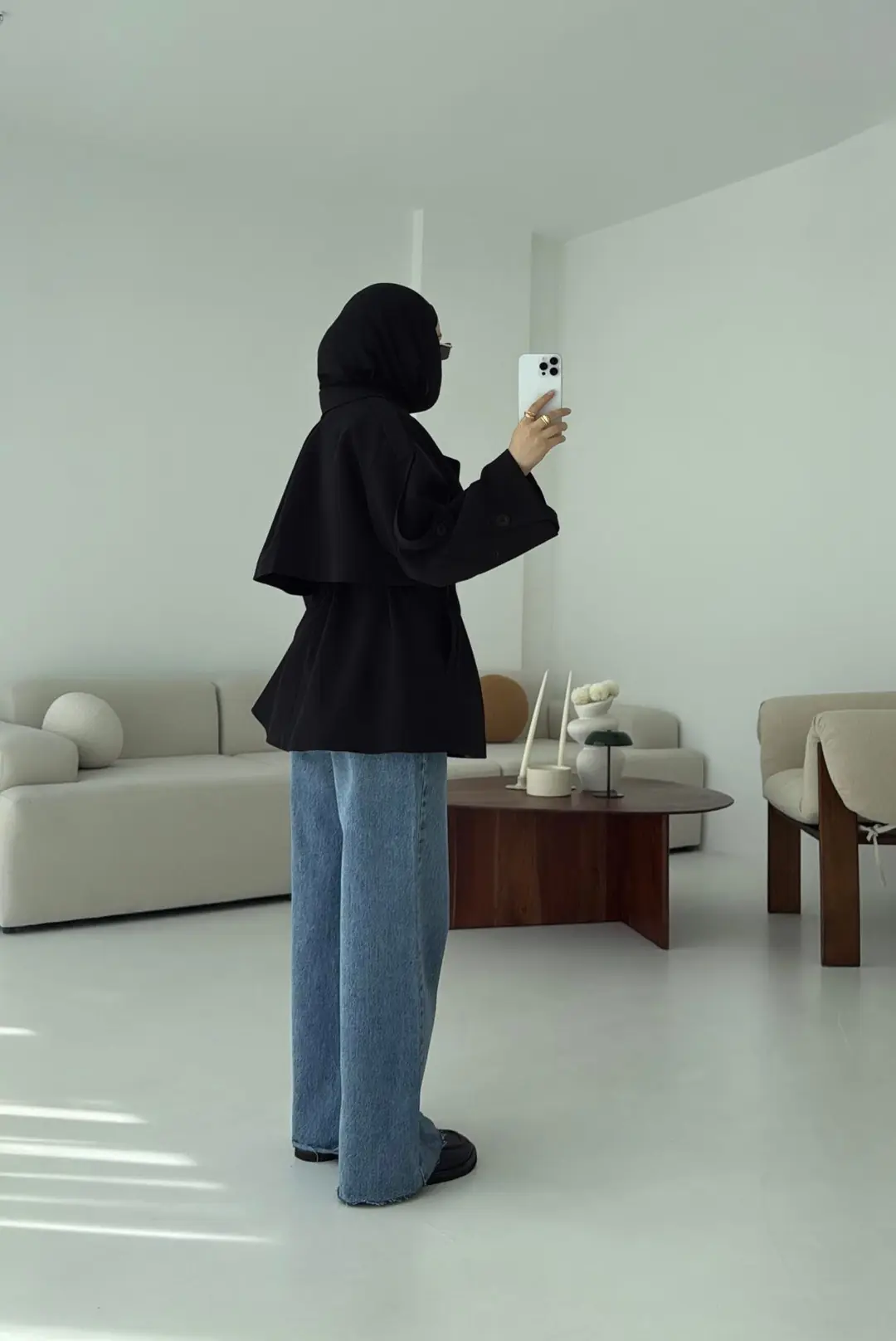 Siyah Bağlamalı Trençkot - Görsel 4