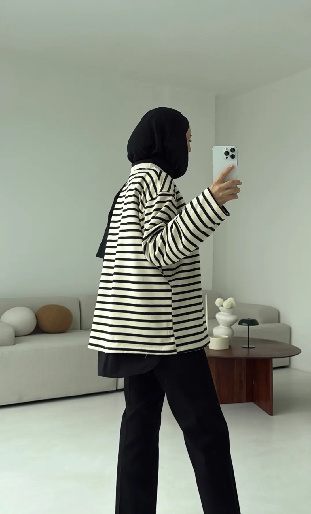 Siyah Çizgili Sweat