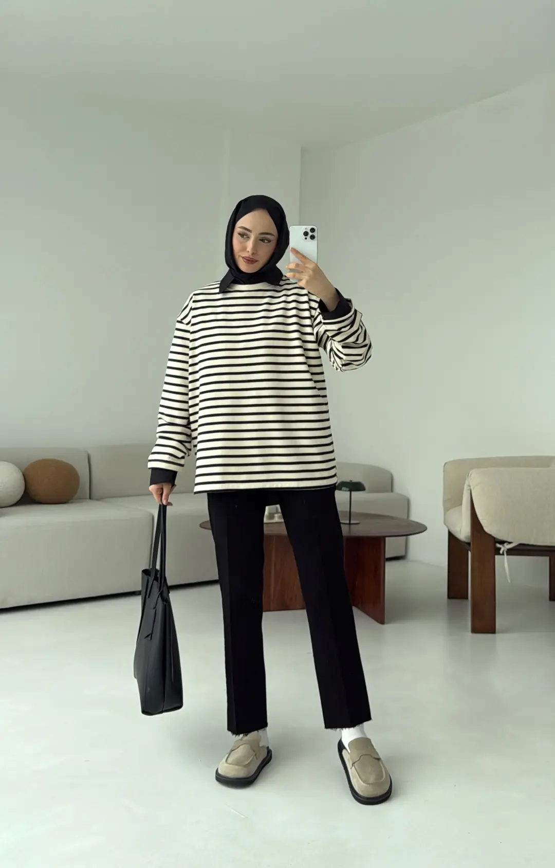 Siyah Çizgili Sweat - Görsel 5