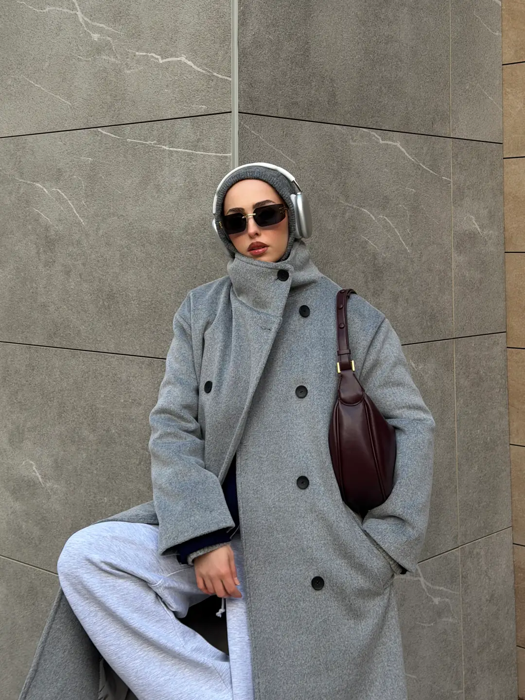 Siyah Düğmeli Yakalı Kaban Gri - Görsel 6