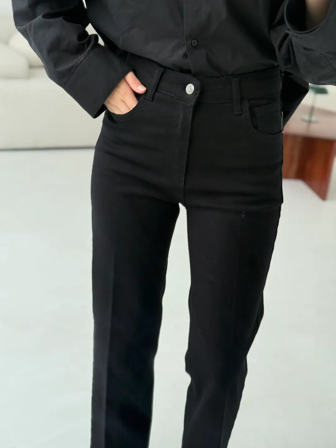 Siyah Premium Paçası Kesik Jean - Görsel 2