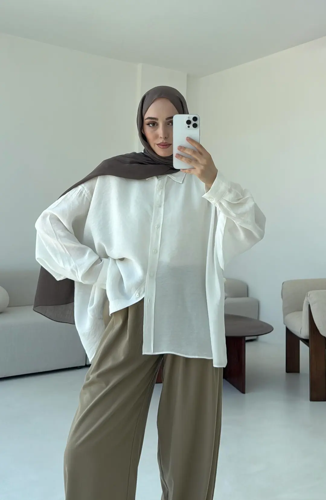 Tencel Pis Dikiş Oversize Beyaz Gömlek - Görsel 2