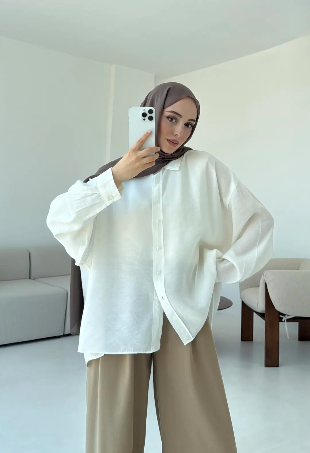 Tencel Pis Dikiş Oversize Beyaz Gömlek - Görsel 4