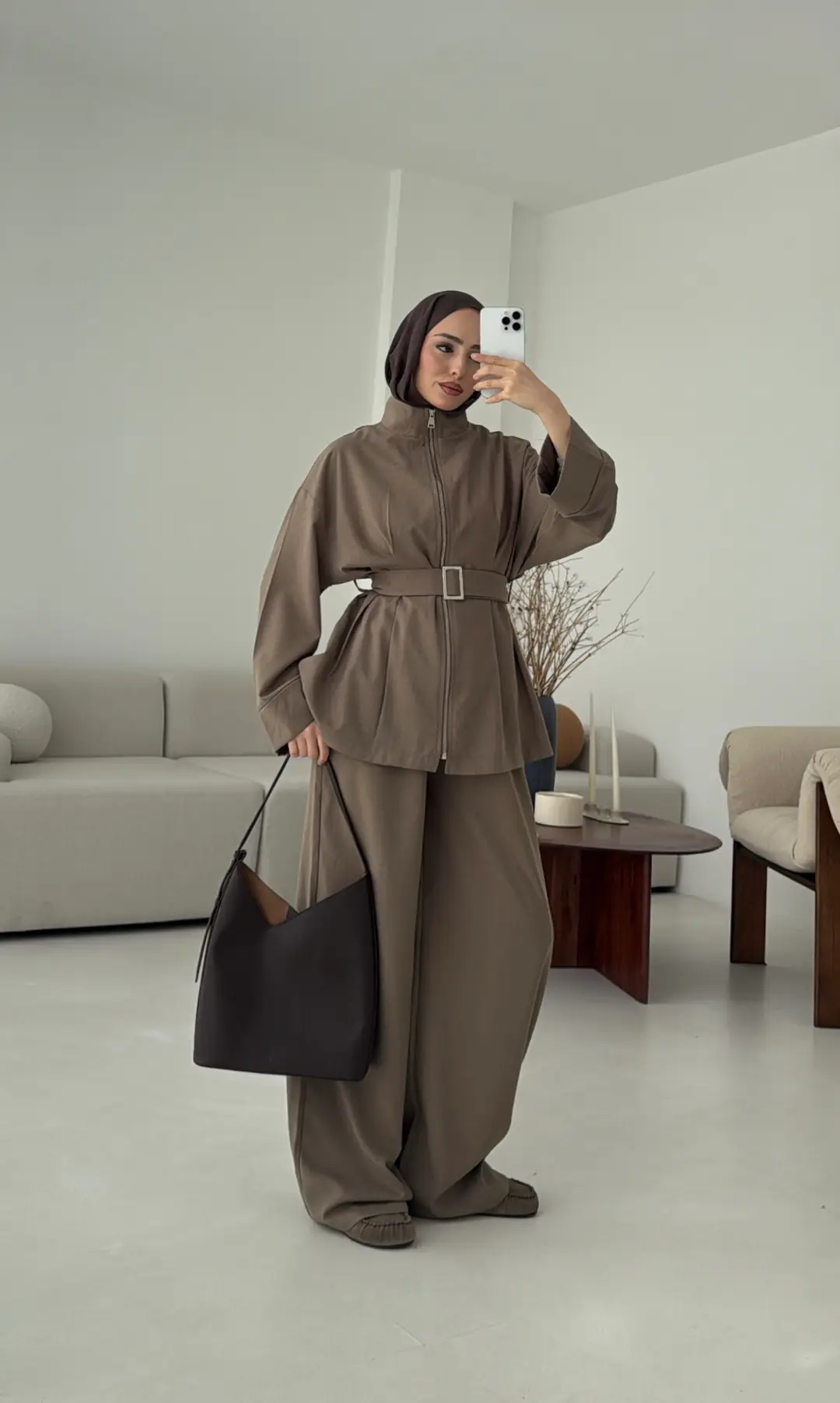 Tokalı Kemerli Pileli Tunik Takım Vizon