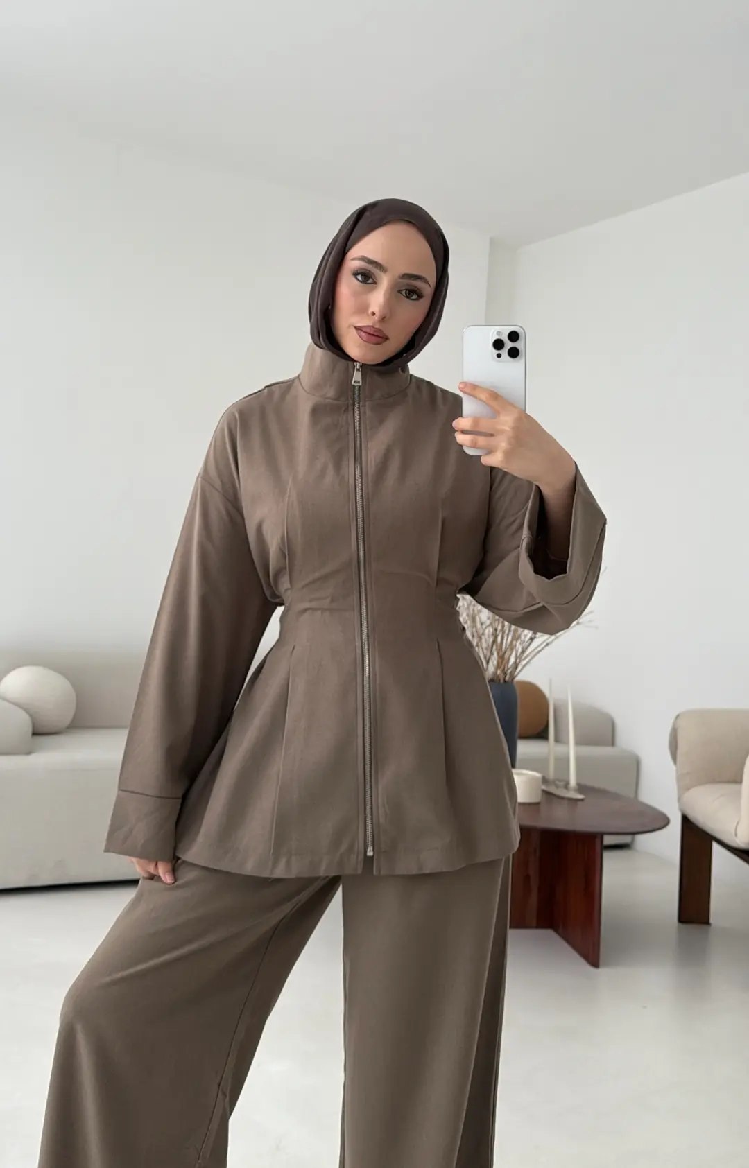 Tokalı Kemerli Pileli Tunik Takım Vizon - Görsel 3