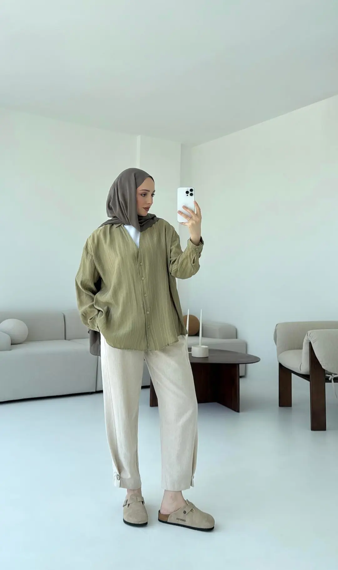 V Yaka Salaş Gömlek Yeşil - Görsel 4