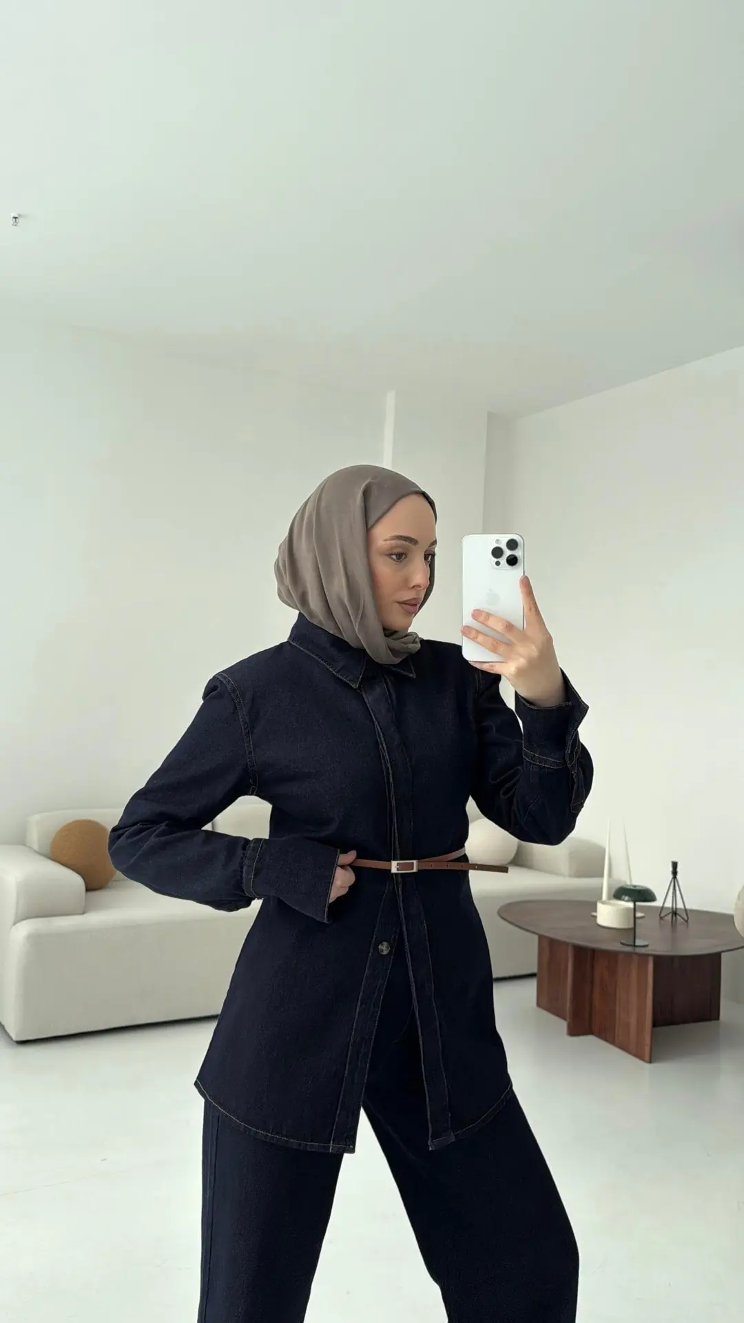 Vatkalı Belden Oturtmalı Kot Takım - Görsel 6