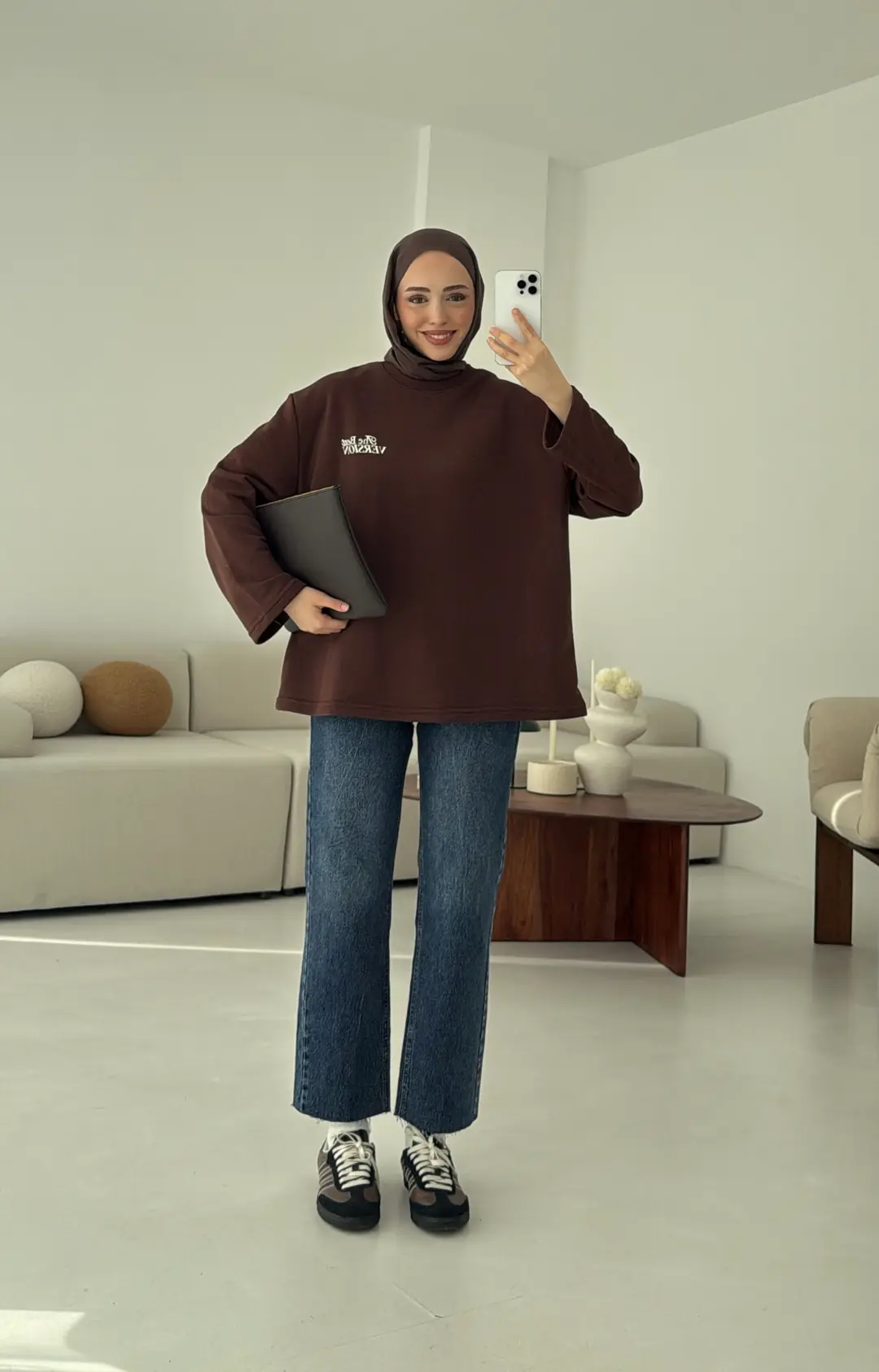 Version Baskılı Sweatshirt Kahve - Görsel 2