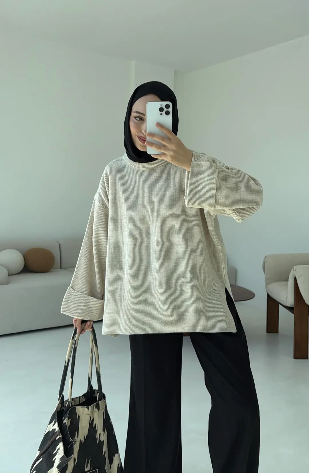 Yanı Yırtmaçlı Triko Kazak Bej - Görsel 7