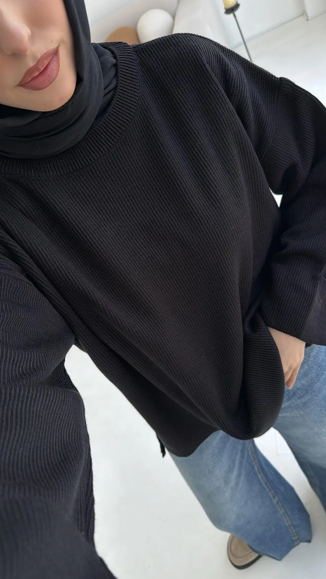 Yanı Yırtmaçlı Triko Kazak Siyah - Görsel 3