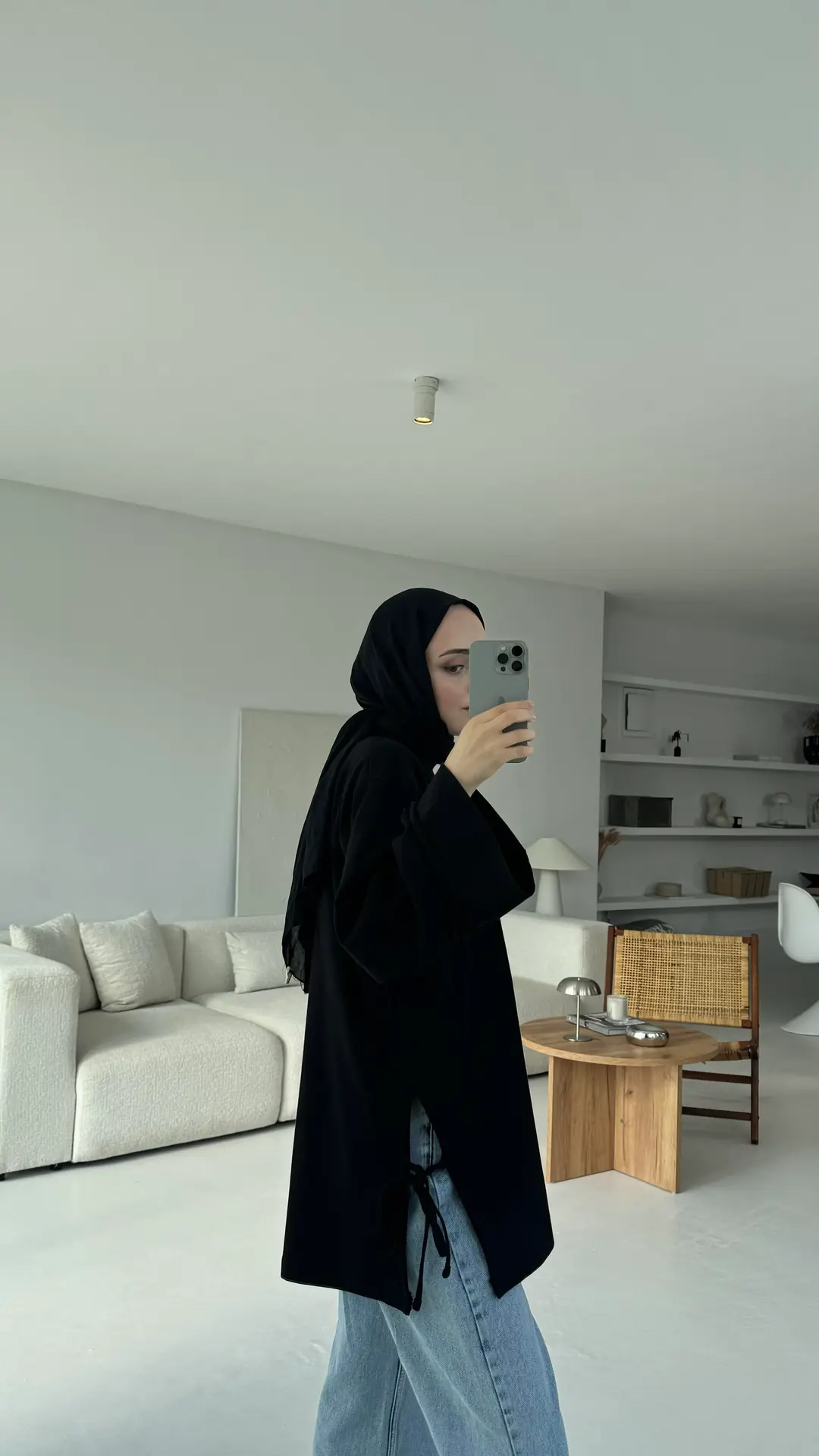 Yanları Bağlamalı Geniş Kol Sweatshirt Siyah - Görsel 4