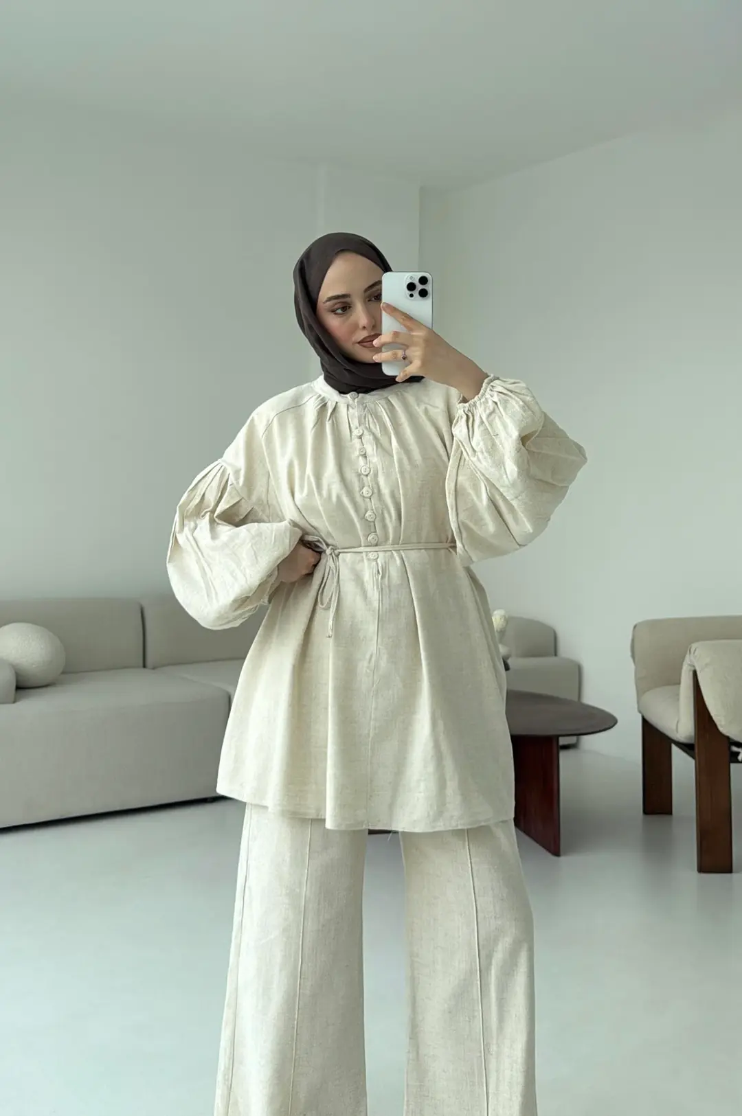 Yarım Düğme Detaylı Takım Taş