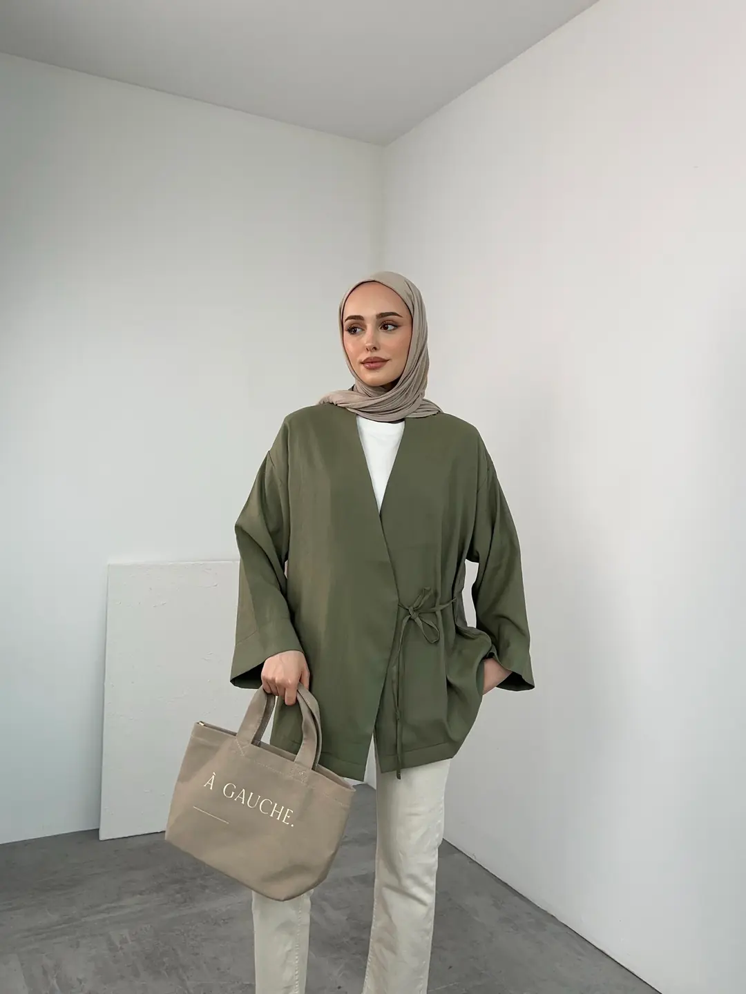 Yazlık Kumaş Yandan Bağlamalı Kimono Haki - Görsel 3